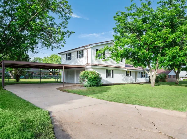 2502 SE 14th St, Mineral Wells, TX 76067