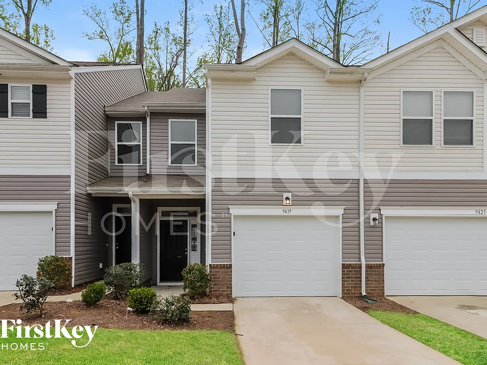 9419 Village View Ct NW