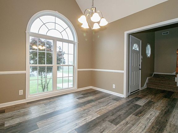 5th image of 284 Ballygar Ct