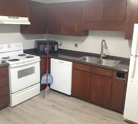 2nd image of 105 Susan Dr #B