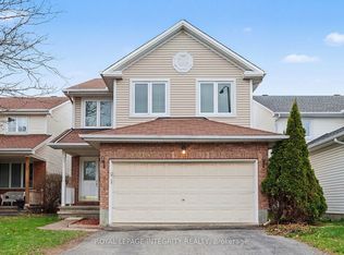 2103 Gardenway Dr, Ottawa, ON K4A 3K2