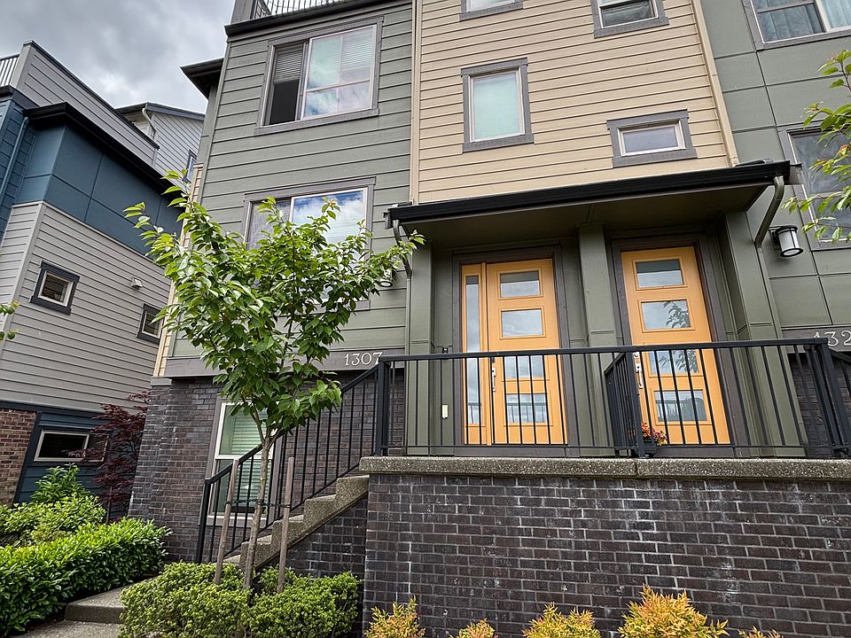 1st image of 1307 8th Ave NE