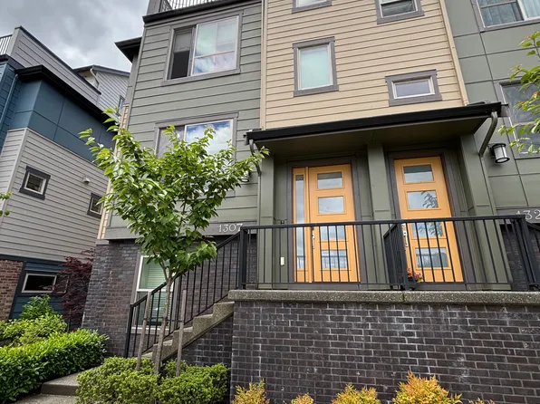 1307 8th Ave NE, Issaquah, WA 98029