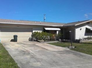 521 Coral Dr, Cape Coral, FL 33904
