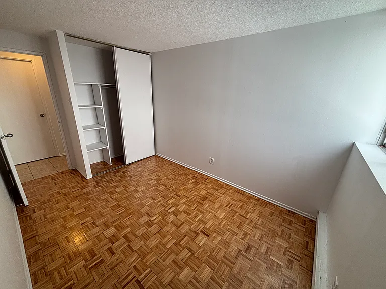1245 Walkley Rd — Photo 17