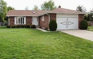 1st image of 632 Pennsylvania Ct