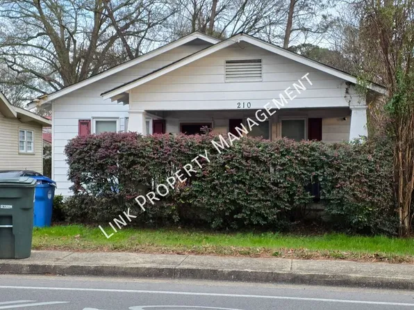210 S Moore Rd, Chattanooga, TN 37411