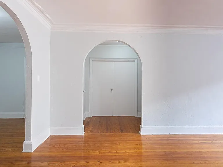 158 S Harrison St — Photo 9