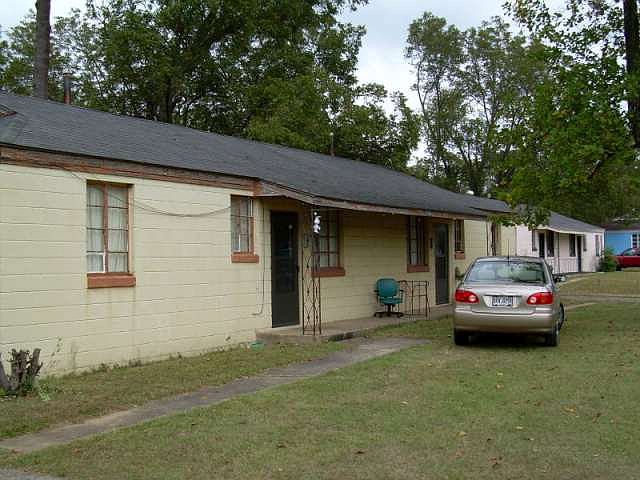 1st image of 1515 Malone Dr