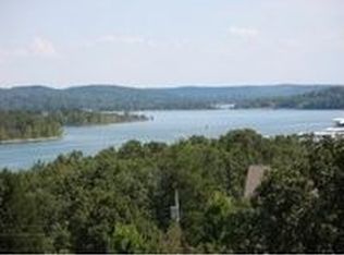 197 Port Dr UNIT 5, Kimberling City, MO 65686