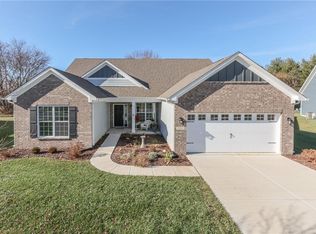 3926 Stonemeadow Dr, Greenwood, IN 46142