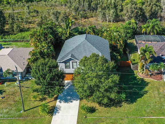 3rd image of 3010 SE Wake Road