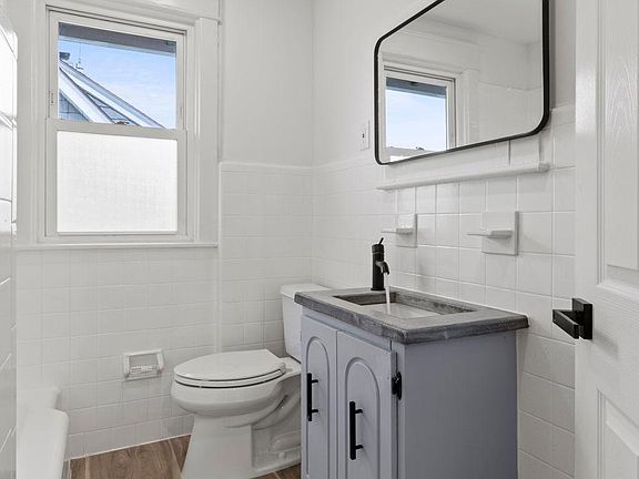 4th image of 10 E Marthart Ave Floor 2