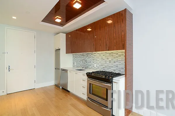 Rented by Fiddler Realty | media 18