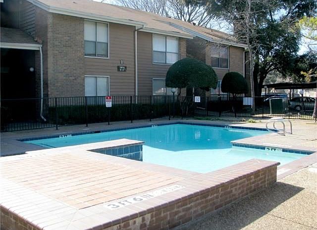 1st image of 9730 Whitehurst Dr APT 21
