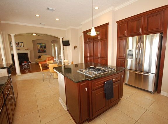 4th image of 112 Lake Bridge Ln