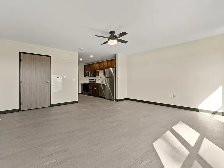275 Lofts at Kingston Yard — Photo 12