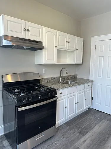 Floor plan 2 bedroom