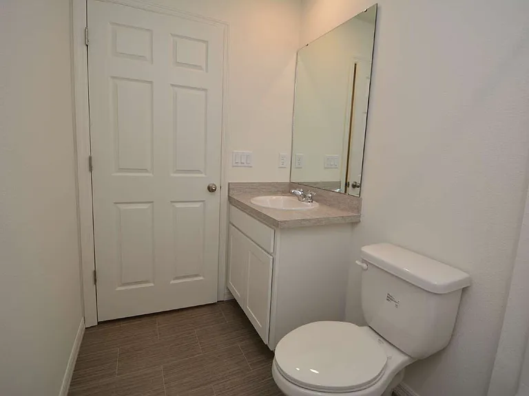 38 Baltimore Ln — Photo 15