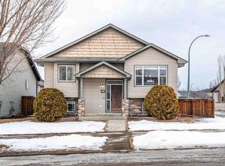 95 S Inglewood Dr, Red Deer, AB T4R0B2