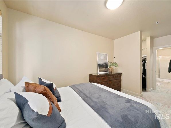 boise-idaho-249549137 picture