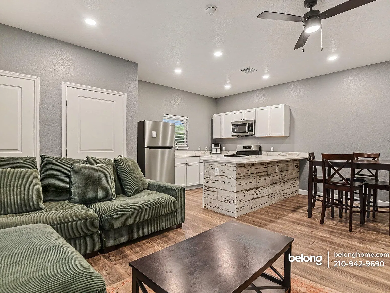 3 bed, 2.0 bath, 1100 sqft, $1,425 — Photo 2