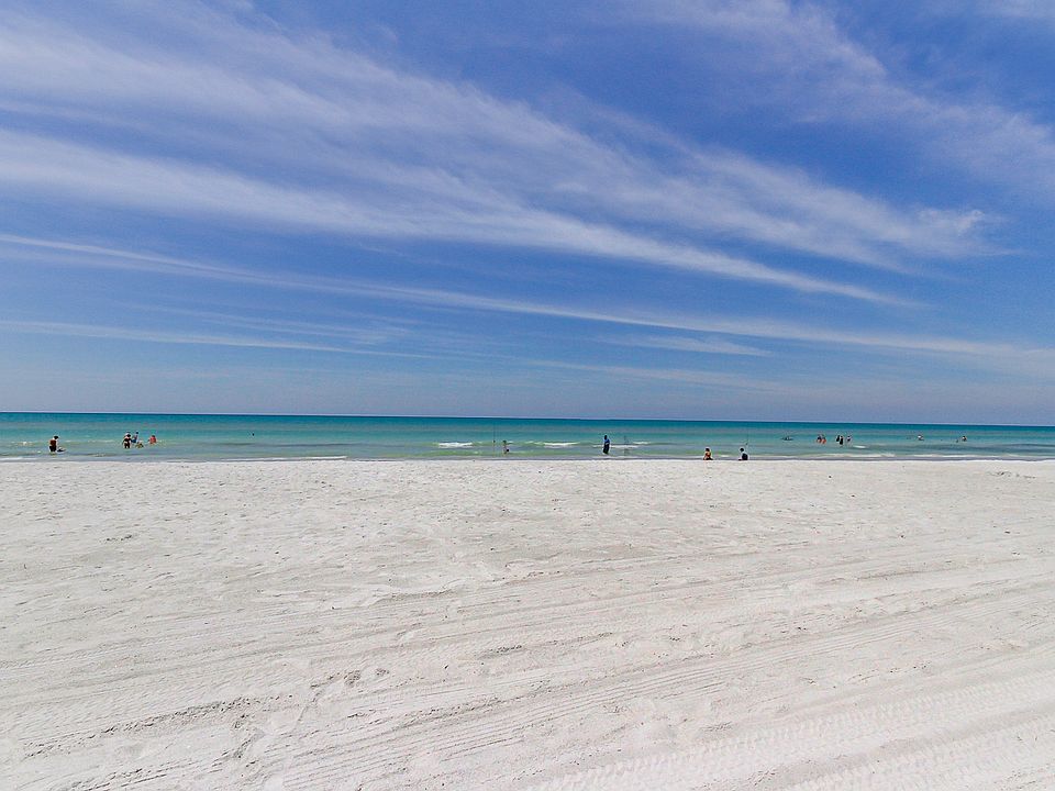 Sugary sand beach of Indian Rocks Beach