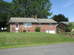 523 Maclay Ave, Lewisburg, PA 17837
