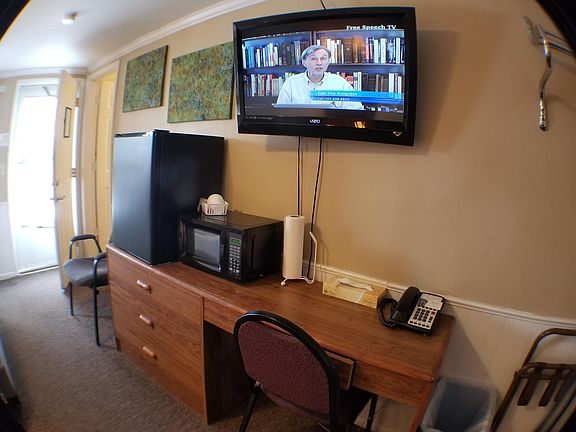 2nd image of 12-1305 N Superior Ave #12