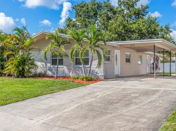 2370 Chaucer St, Clearwater, FL 33765