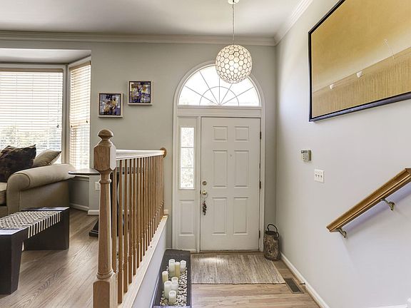 3rd image of 5742 Governors Pond Cir