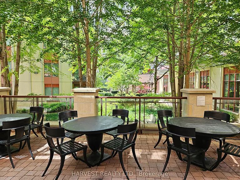 23 Rean Dr #203 — Photo 30