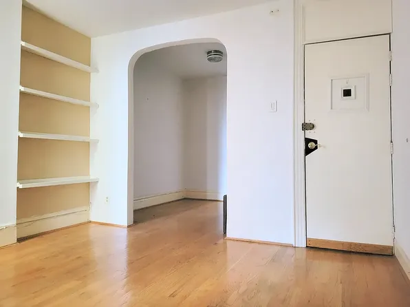 644 73rd Street image 1 of 11