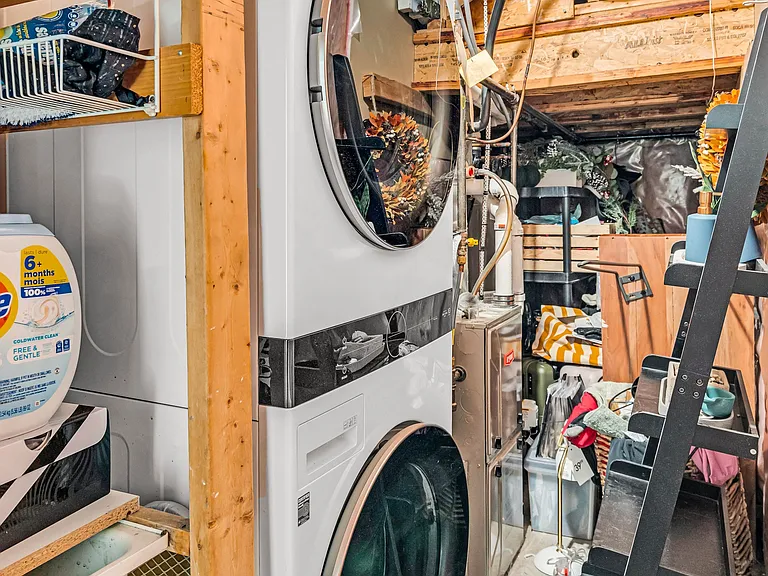 10 Hintonburg Pl #11 — Photo 37