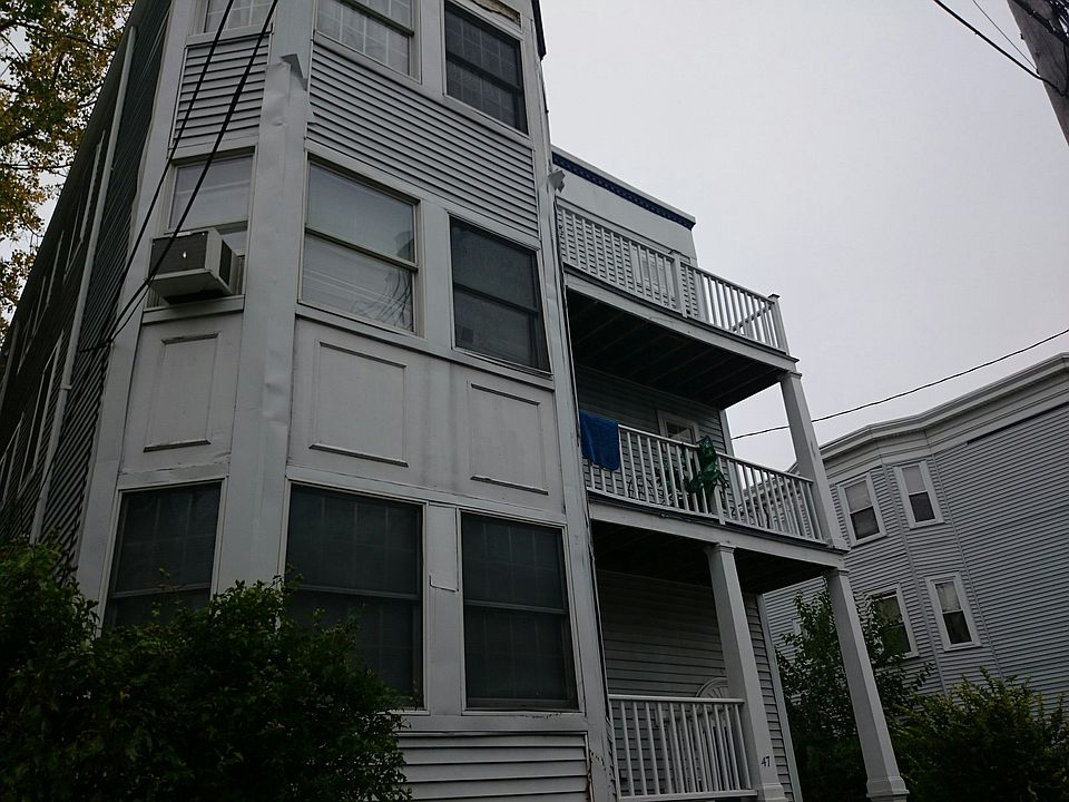 2nd image of 47 Wildwood St