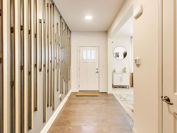 3rd image of 16155 S Lake View Rd