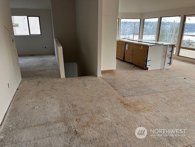 2nd image of 8340 Avalon Drive