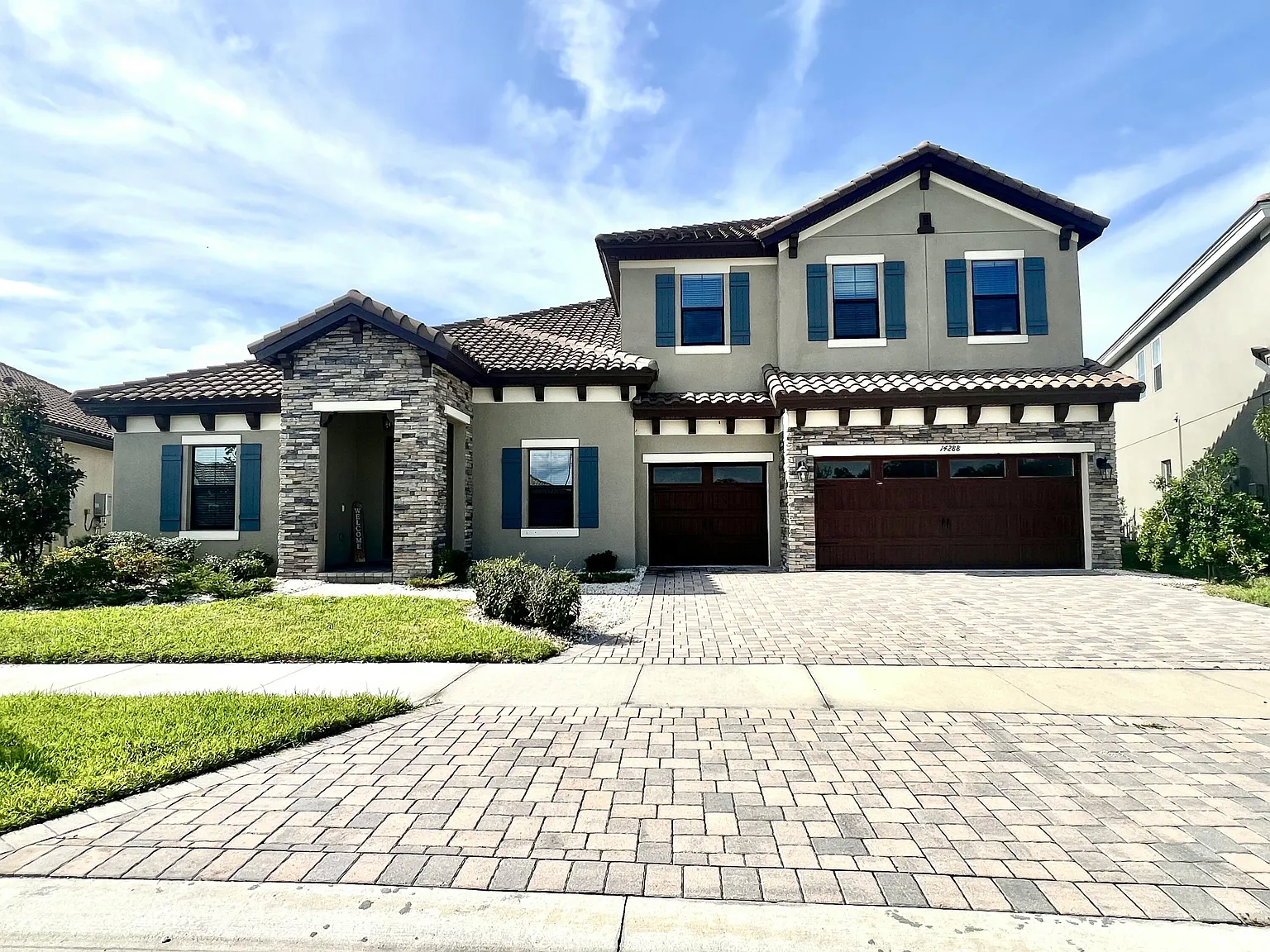 5 bed, 4.0 bath, 4602 sqft, $4,950 — Photo 1