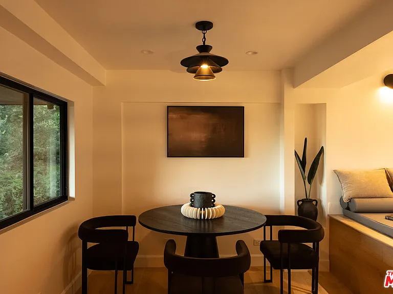 7802 Torreyson Dr — Photo 51