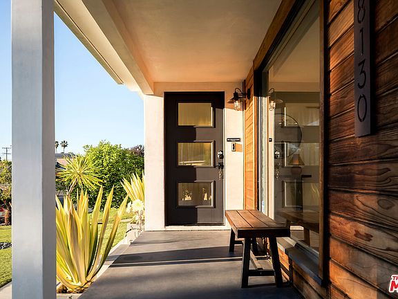 3rd image of 8130 Fordham Rd