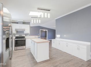 10463 N 90th Ave, Peoria, AZ 85345