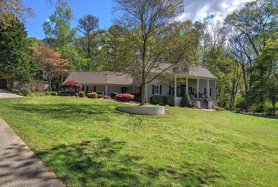 2740 Kinjac Dr, Marietta, GA 30066 | Zillow