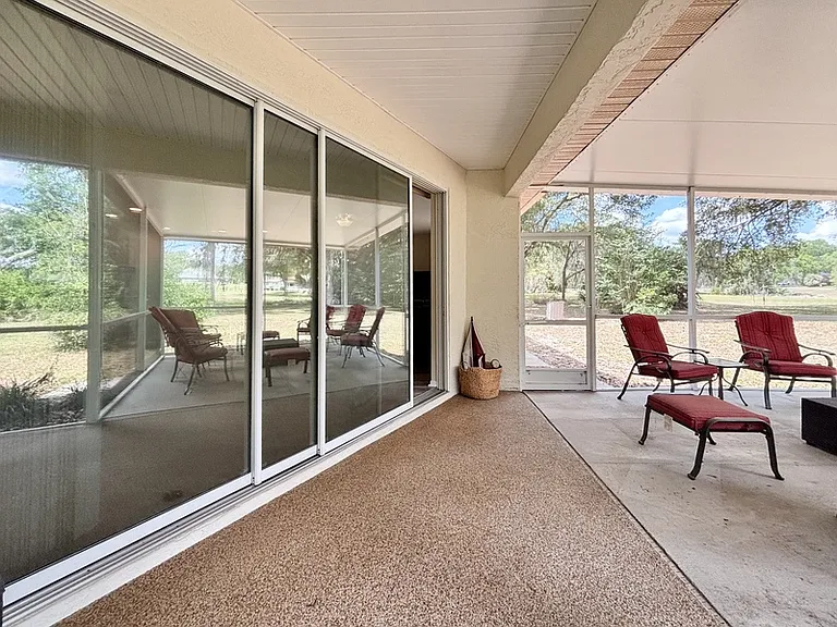 19614 SW 88th Loop — Photo 32