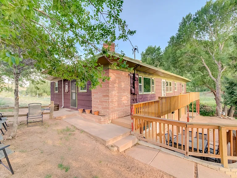 9305 Chipita Park Rd #A — Photo 10