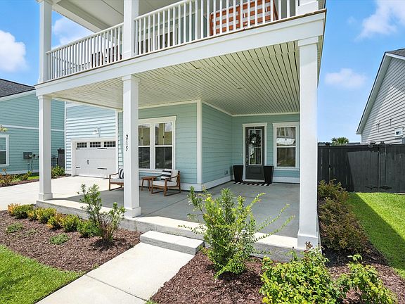 4th image of 215 Ashworth Dr