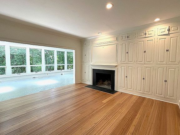 Living Room & Sunroom