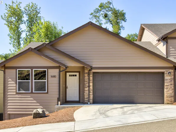 1680 NE Alameda Ave, Roseburg, OR 97470