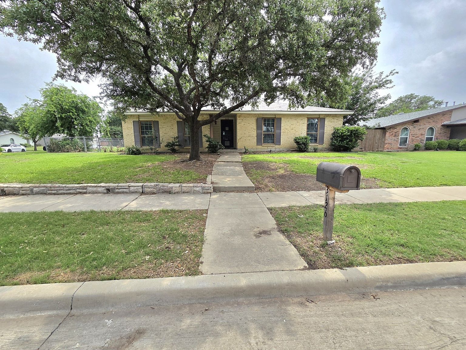 3126 Oak Hill Rd, Carrollton, TX 75007 | MLS #21253485 | Zillow