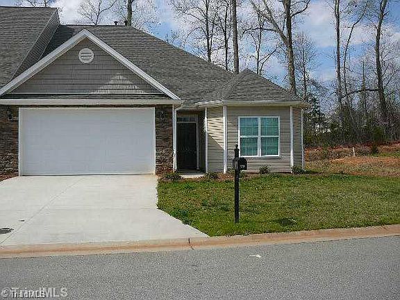 2nd image of 126 Chestnut Bnd