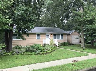652 7th St, Somers Point, NJ 08244
